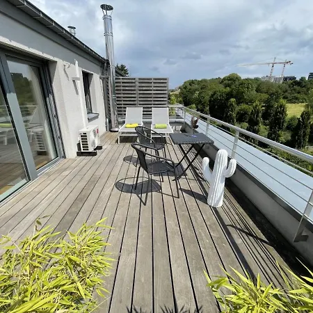 Stylish Studio Lux-city *